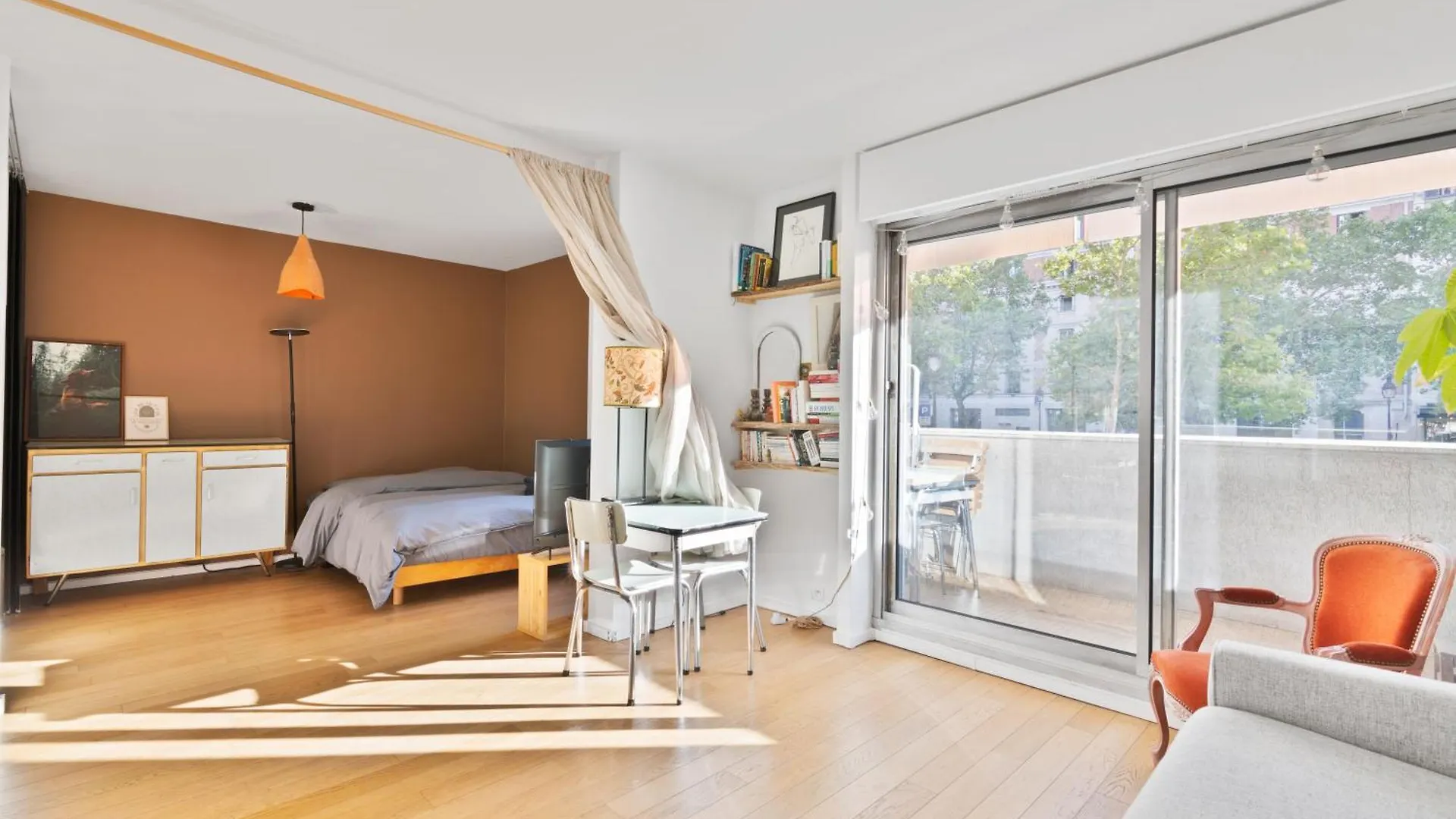 Charmant Studio Republique Jemmapes Free Netflix Paris Apartment