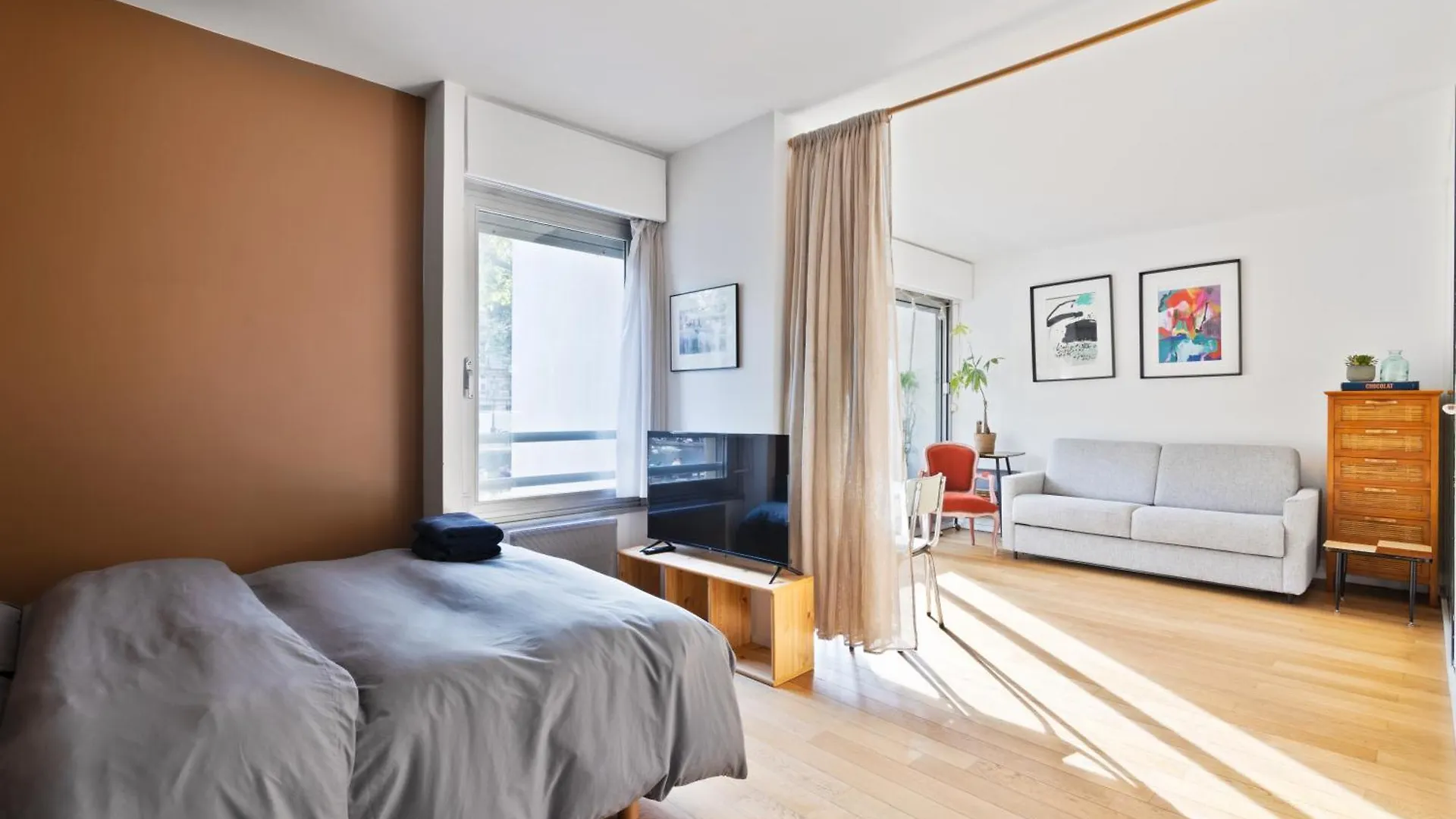 Charmant Studio Republique Jemmapes Free Netflix Paris Apartment
